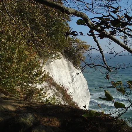 Haus Sandra 公寓 *