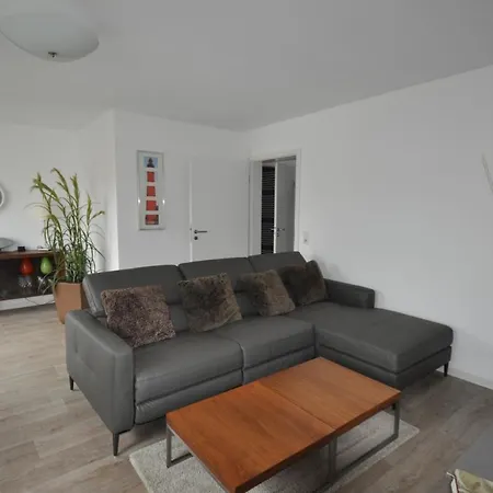 Haus Sandra 公寓 *